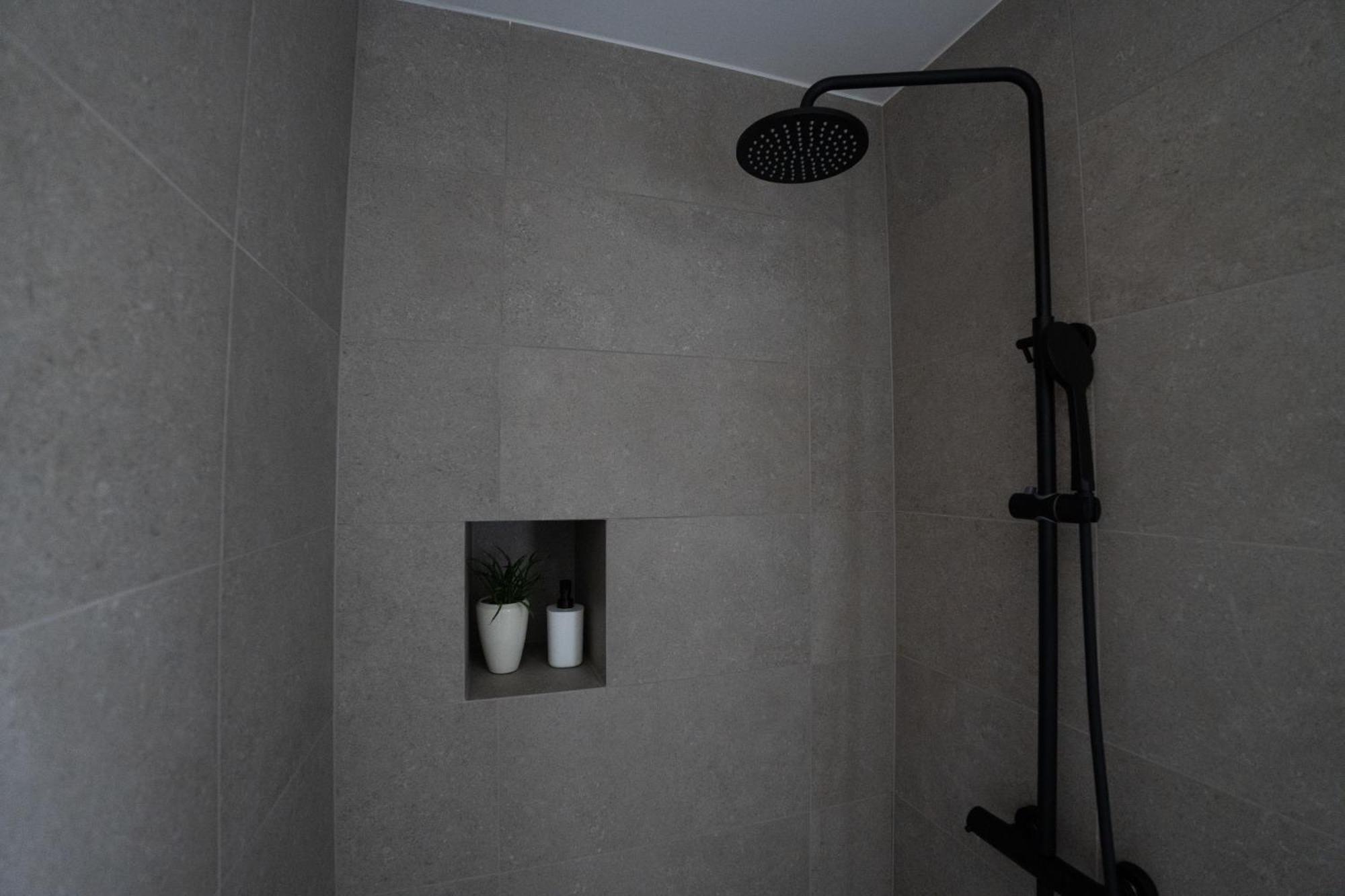 Residence Black&White ليوبليانا المظهر الخارجي الصورة