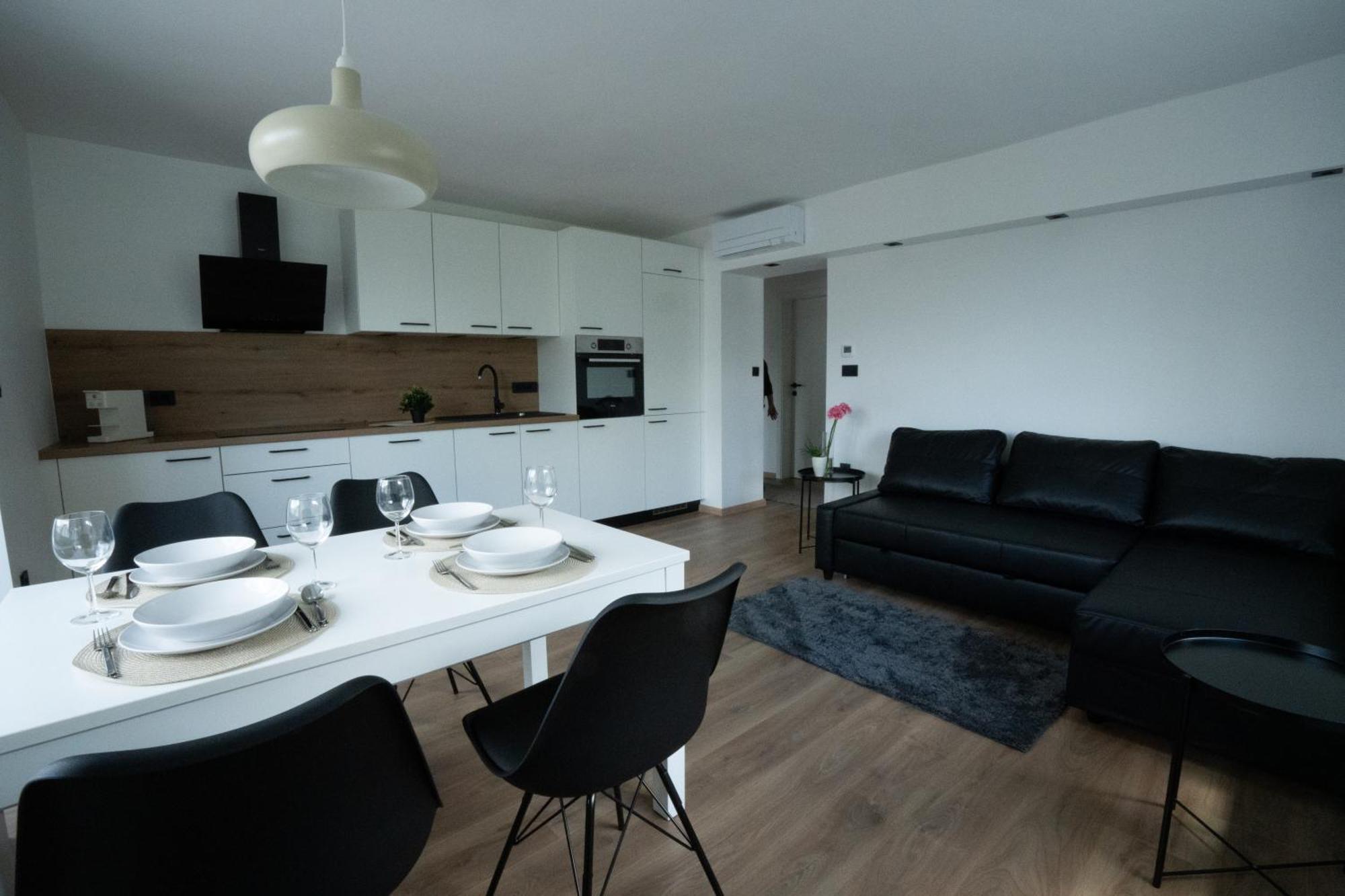 Residence Black&White ليوبليانا المظهر الخارجي الصورة