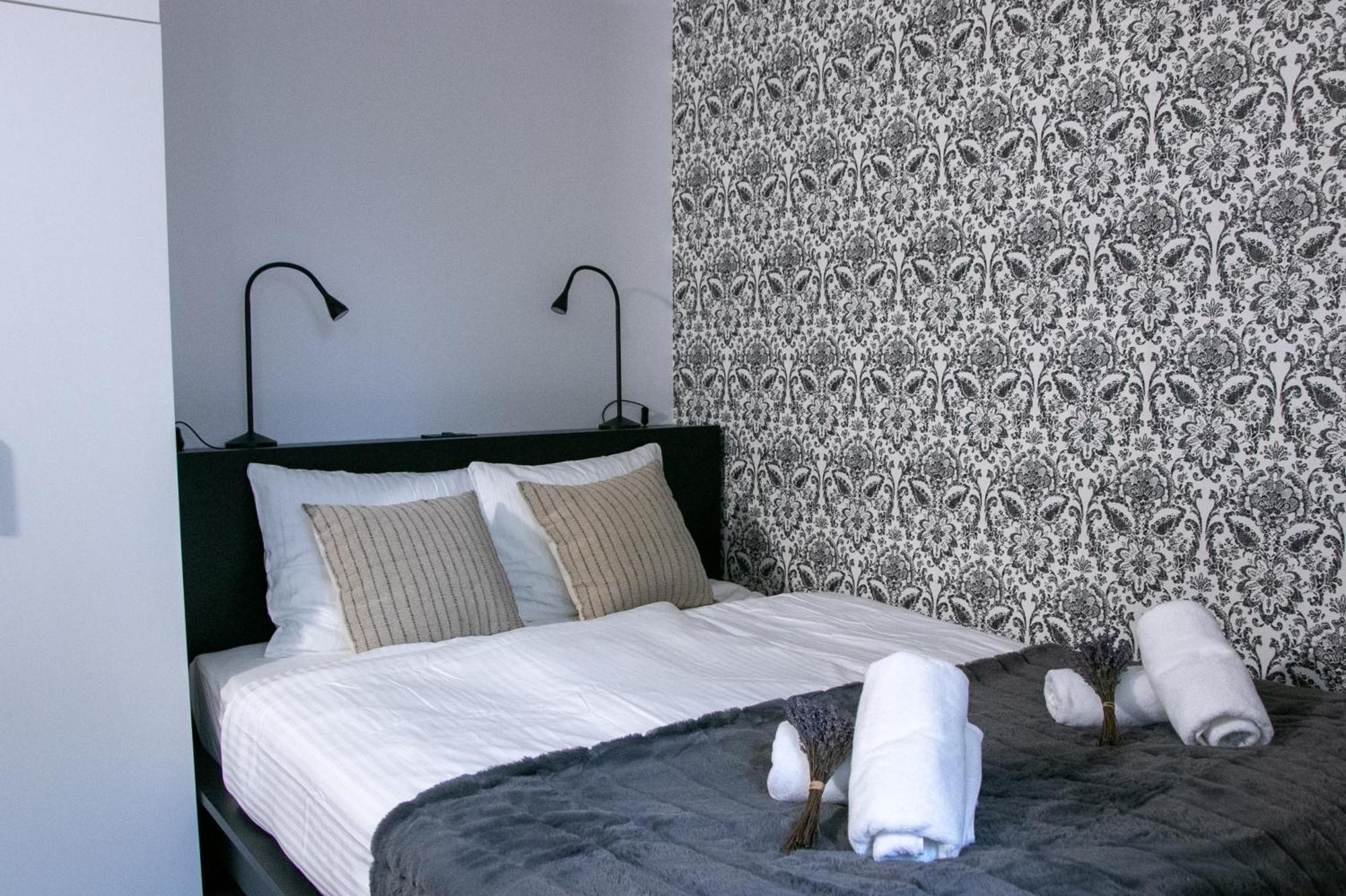 Residence Black&White ليوبليانا المظهر الخارجي الصورة